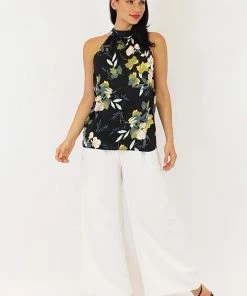 Jendi Neverlands Halter Top