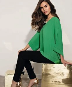 Frank Lyman Green Woven Top