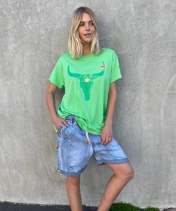Hammill + Co Summer Bull Tee | Green | HC21 Tops
