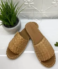 Human Chrissy Sandal | Natural | HS5s