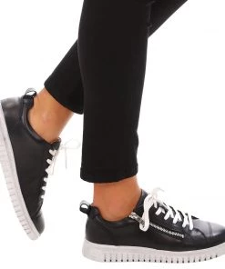 EOS Clarence Leather Sneaker - Black