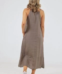 Holiday Dresses Cliffside Maxi Dress | Driftwood | H13 S