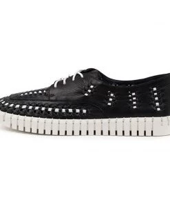 Django & Juliette Harliette Woven Sneaker - Navy White - DJ1