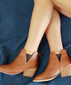 Human Thea Ankle Boots | Tan | HS14 Shoes