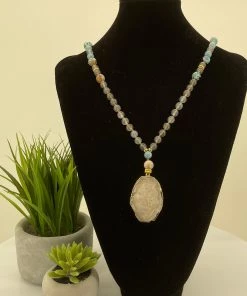 Cindy G / Jewellery Stone Pendant Necklace - CG34