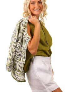 So French So Chic Linen Tailored Shorts - White