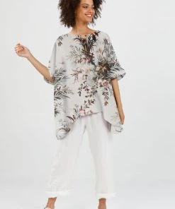 Brave & True Tops Iris Top | Mollys Garden | BT3