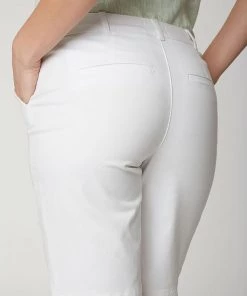 NYDJ Bermuda 11 Inch Shorts | White 11 NYDJ Bermuda 11 Inch Shorts | White