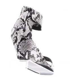 Mollini Shoes Marsy Python Black And White Leather Shoe 9 Mollini Shoes Marsy Python Black And White Leather Shoe