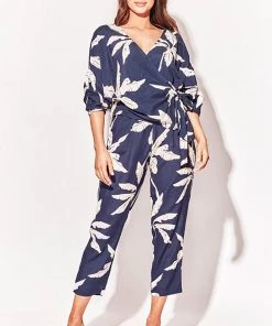 Solito Palm Seeker Wrap Top Linen