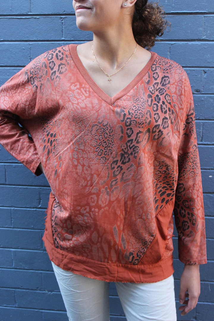 Cest Parfait Tops Frayed Detail V Neck Top | Rust | CP13 2 Cest Parfait Tops Frayed Detail V Neck Top | Rust | CP13