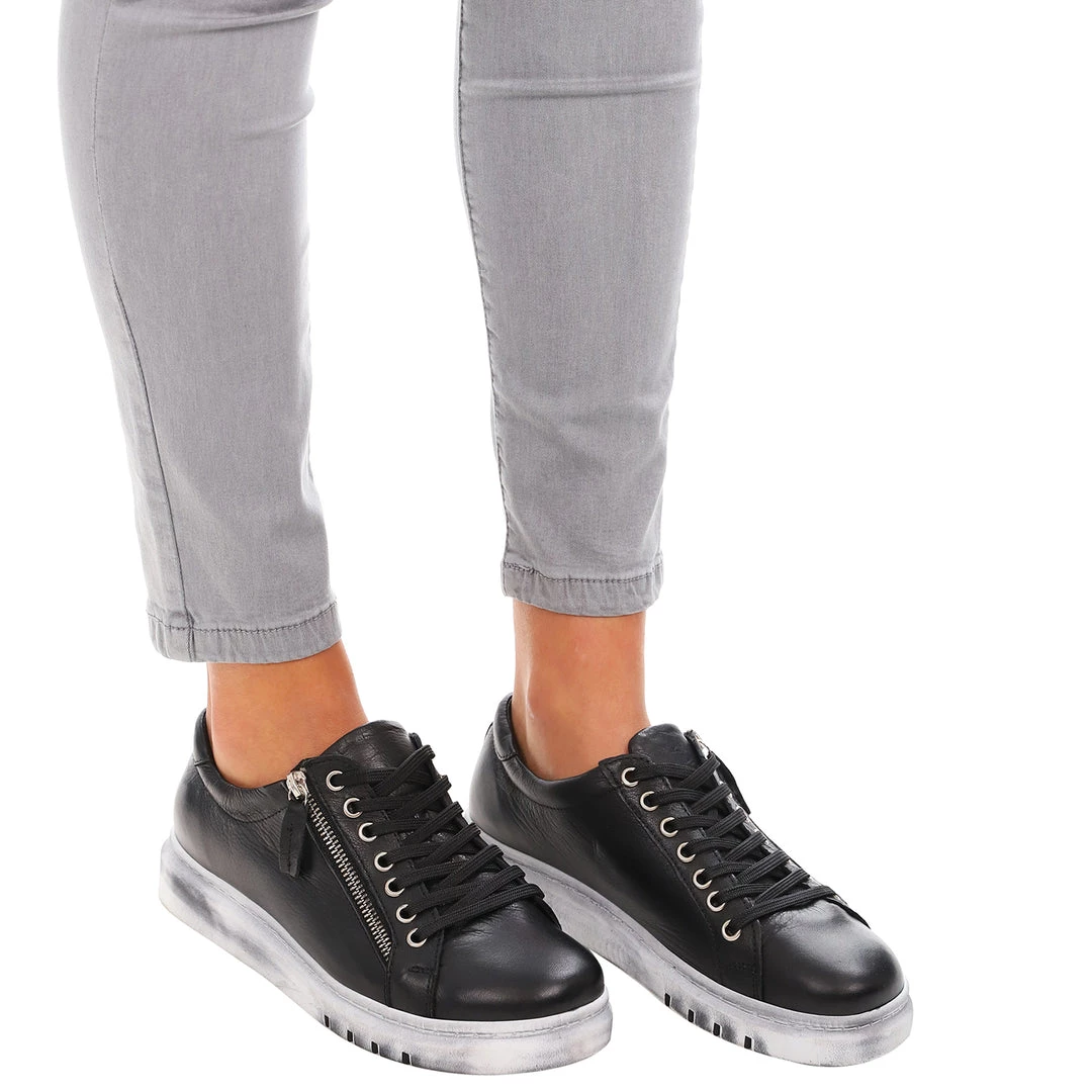 Rilassare Tatter Leather Sneaker | Black | RS3 3 Rilassare Tatter Leather Sneaker | Black | RS3