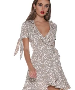 Seven Wonders Events Mi Amor Wrap Dress - Sand