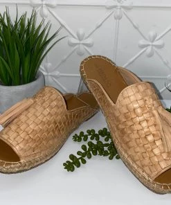 Human Villa Sandal - Natural - HS4