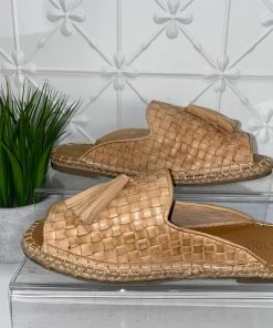 Human Villa Sandal - Natural - HS4