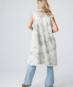 Talisman Wanderer Long Vest | Milk | T37