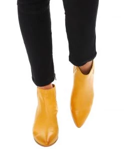 Django & Juliette Shoes Nevada Leather Ankle Boot | Yellow | DJ22