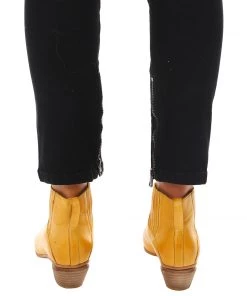 Django & Juliette Shoes Nevada Leather Ankle Boot | Yellow | DJ22