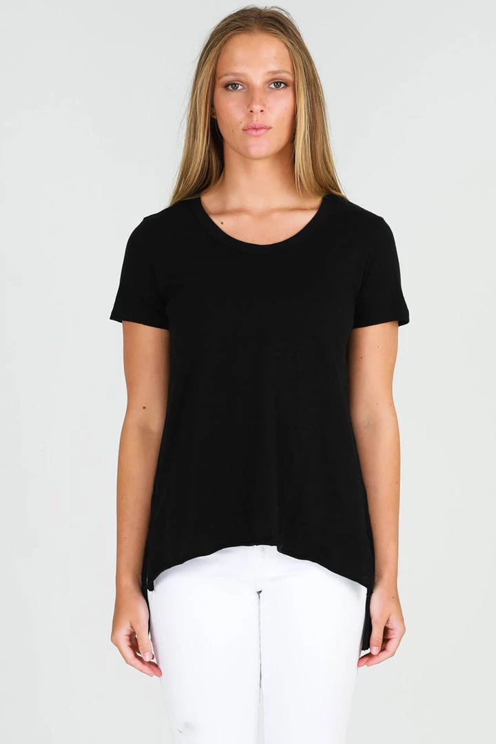 3RD STORY Brighton Tee | Black | 3RD3 1 3RD STORY Brighton Tee | Black | 3RD3