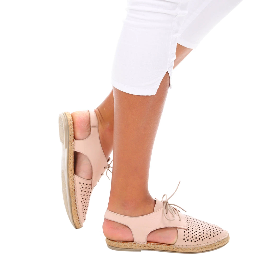 Bueno Echuca Hole Punch Shoe | Spectra 1 Bueno Echuca Hole Punch Shoe | Spectra