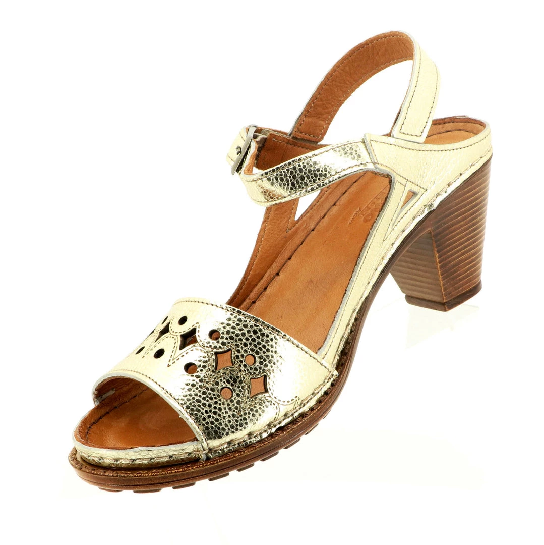 Cabello Becca | Gold Heels 3 Cabello Becca | Gold Heels