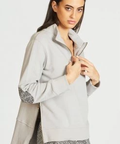 EST 1971 Clothing The Collar Sweatshirt | French Grey/Leopard | EST9