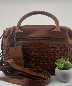Modapelle Diamond Weave Shoulder Bag | Chestnut | ML39 Handbags