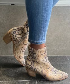 Django & Juliette Jaggy Yellow Snake Boots | DJ11 Shoes