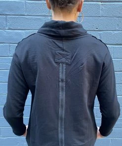 Foil Clothing Back Story Sweat | Black | FO4