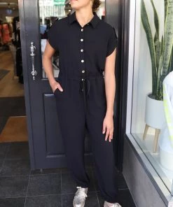 Frank Lyman Short Sleeve Jumpsuit With Pockets - FL7