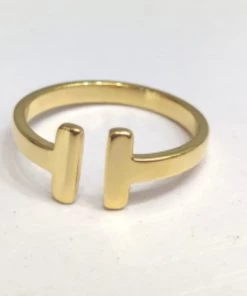 Sassy Collections Jewellery T Cuff Ring - Gold