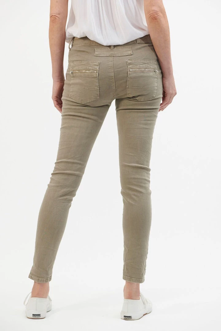 Italian Star Clothing Classic Button Jeans | Elk | IS10 2 Italian Star Clothing Classic Button Jeans | Elk | IS10