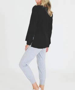 3RD STORY Clothing London Sweater | Black | RD24