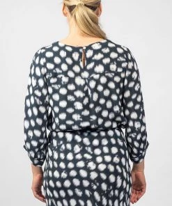 Olive Et Julie Clothing Round Neck Linen Top - Grey Spot - OJ4