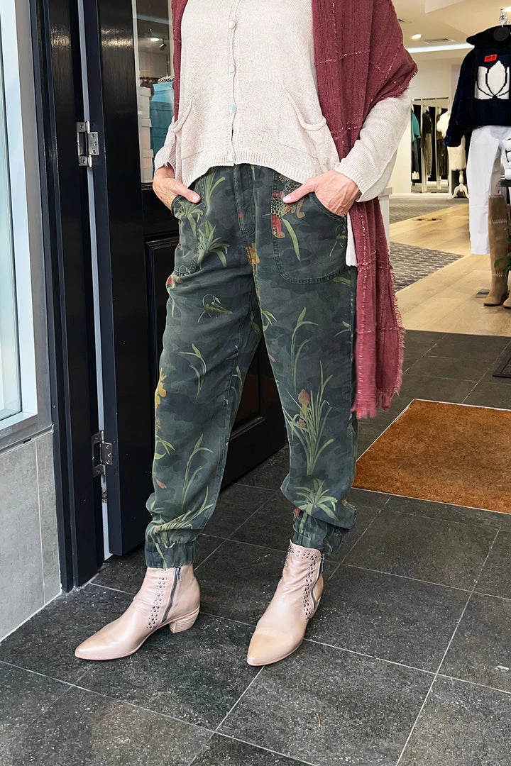 Desigual Tencel Jogger Pants | Camoflower | D33 1 Desigual Tencel Jogger Pants | Camoflower | D33