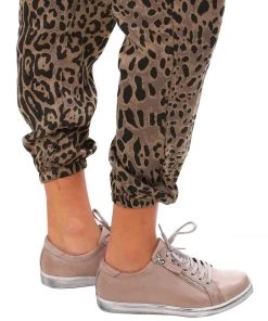 Rilassare Shoes Token Sneaker - Stone