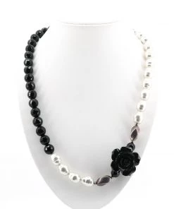 Touche' Petals And Pearls Necklace -A18 Jewellery