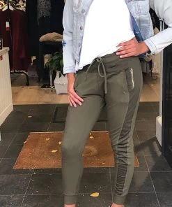 Suzy D Ultimate Joggers | Olive | SD1 Clothing