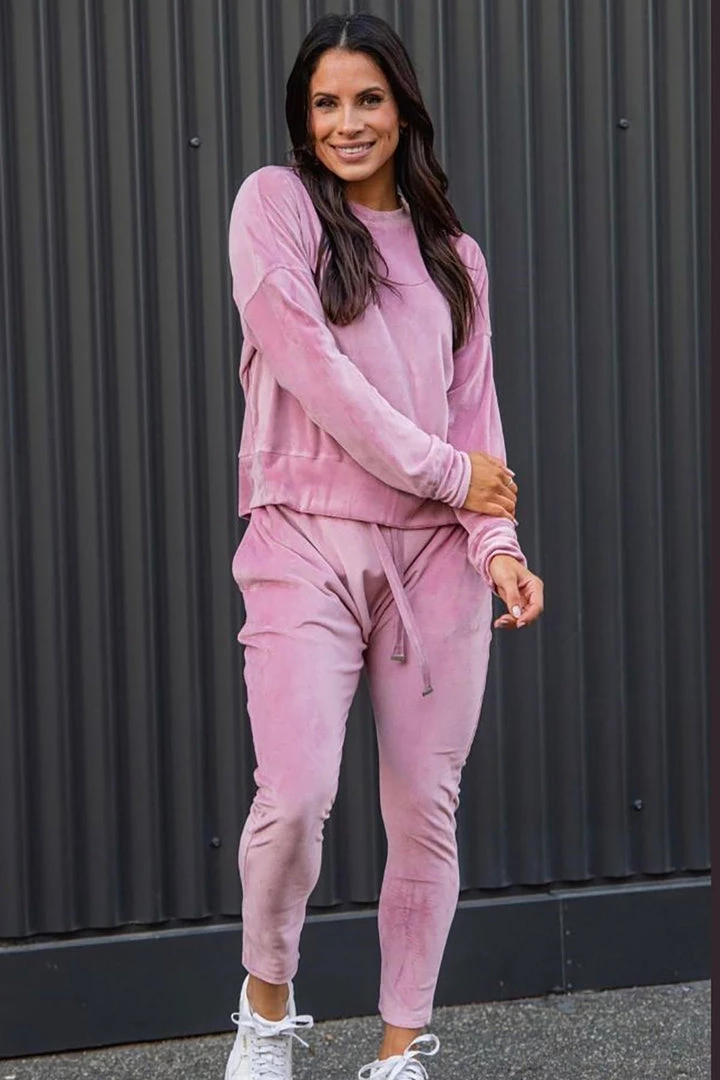 Silence & Noise Velour Lounge Jumper | Pink | SN20 Knitwear/Jumpers 2 Silence & Noise Velour Lounge Jumper | Pink | SN20 Knitwear/Jumpers