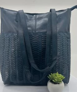 Modapelle Scallop Large Leather Tote | Denim | ML42