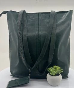 Modapelle Scallop Large Leather Tote | Emerald | ML42 Handbags