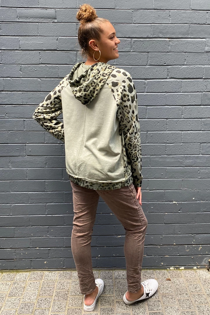 Wednesday Lulu Pants Zip Cargo Jogger | Fango | WL12 5 Wednesday Lulu Pants Zip Cargo Jogger | Fango | WL12