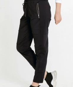 New London Witney Jogger | Black | NLJ25 Clothing